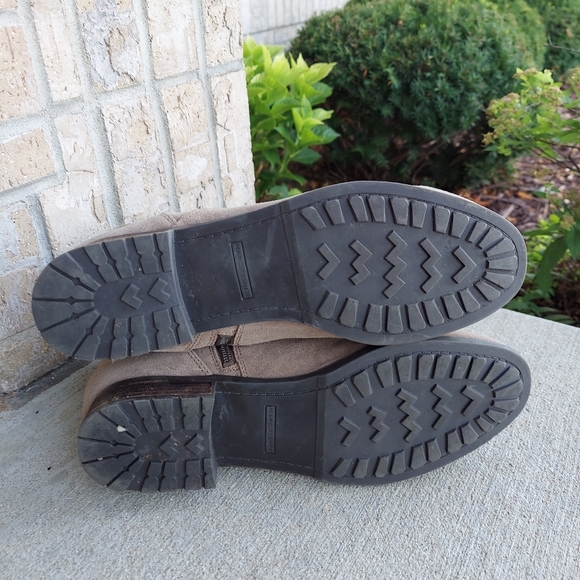 Marc Fisher boots 😃😃😃women's Size 11 - Picture 5 of 9
